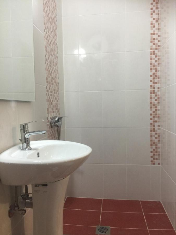 Loutraki Hostel Экстерьер фото