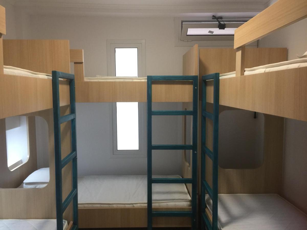 Loutraki Hostel Экстерьер фото